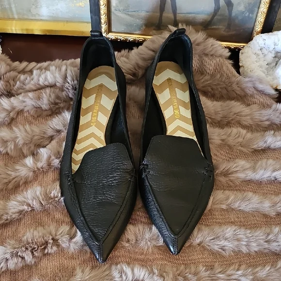 Black Leather Women's Shoes - Picture 3 of 4